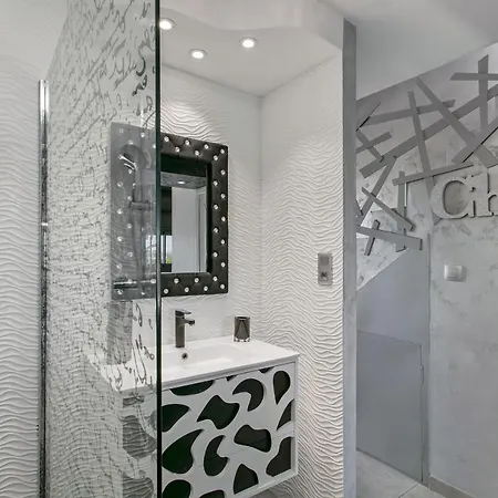 Luxury Duplex Naturiste Sea View 아파트 *