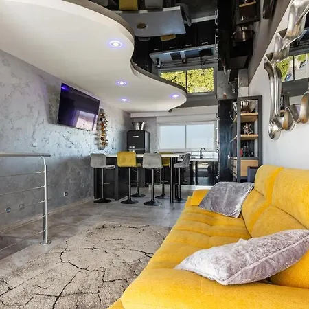 Luxury Duplex Naturiste Sea View 아파트 아그