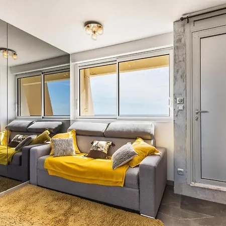 아파트 Luxury Duplex Naturiste Sea View 아그