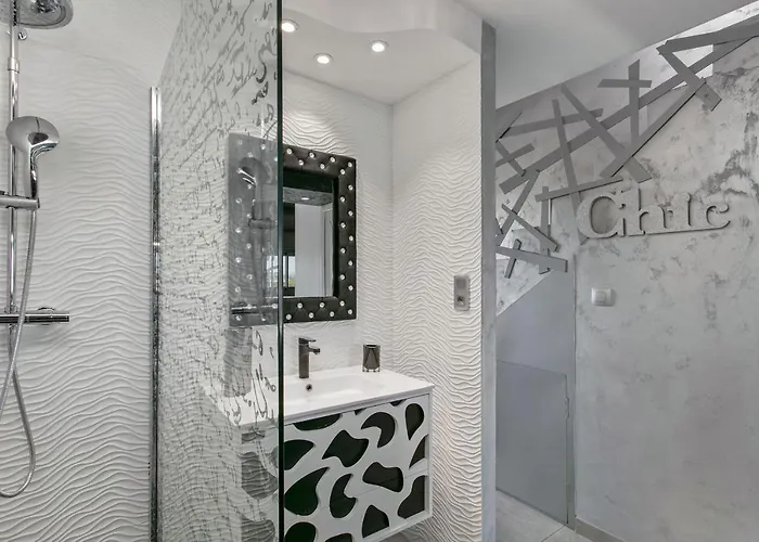 Luxury Duplex Naturiste Sea View דירה *