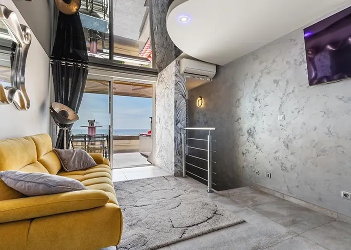 Luxury Duplex Naturiste Sea View